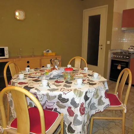 House Scoiattolo By Holiday World *
